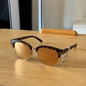 Le Specs Apricot tortoise Sunglasses in gold color lens